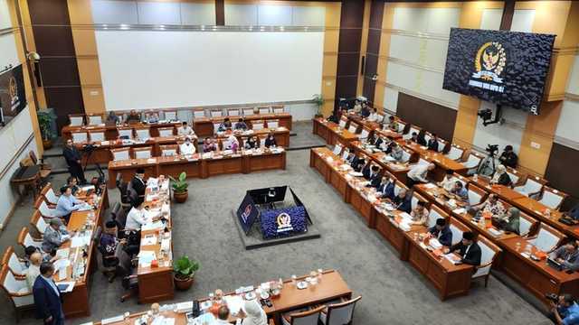 Search image article