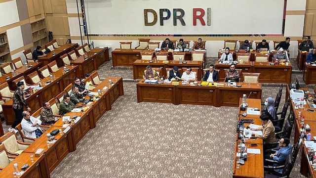 Search image article