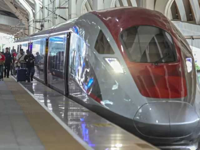 Kereta Cepat Whoosh Merugi Rp4,1 T, Analis Sebut Tak Efisien Sejak Awal