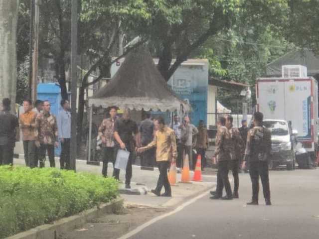 Pertemuan mendadak Presiden Prabowo dan pejabat tinggi, agenda masih misteri