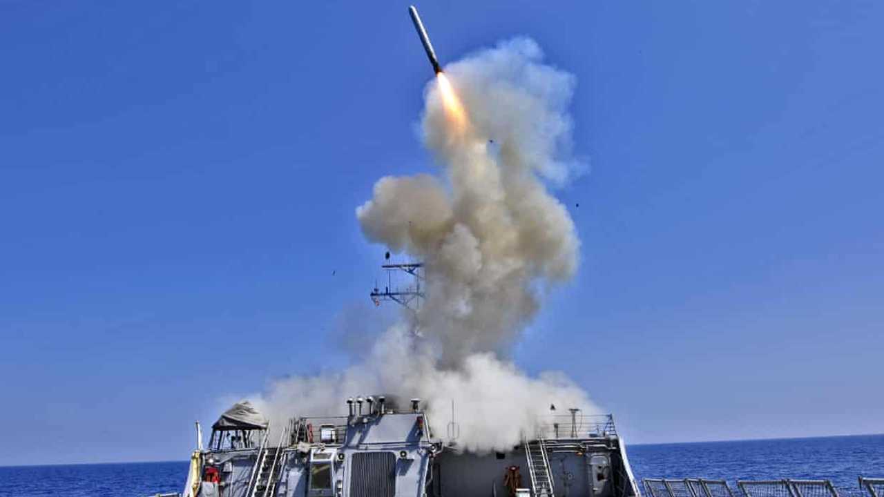 Ancaman Trump: Rudal Tomahawk Siap ke Ukraina, Putin Beri Peringatan Keras