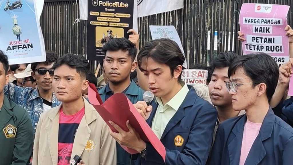 Mahasiswa Desak DPR Penuhi 17+8 Tuntutan Rakyat, Soroti Kegagalan Pemerintah