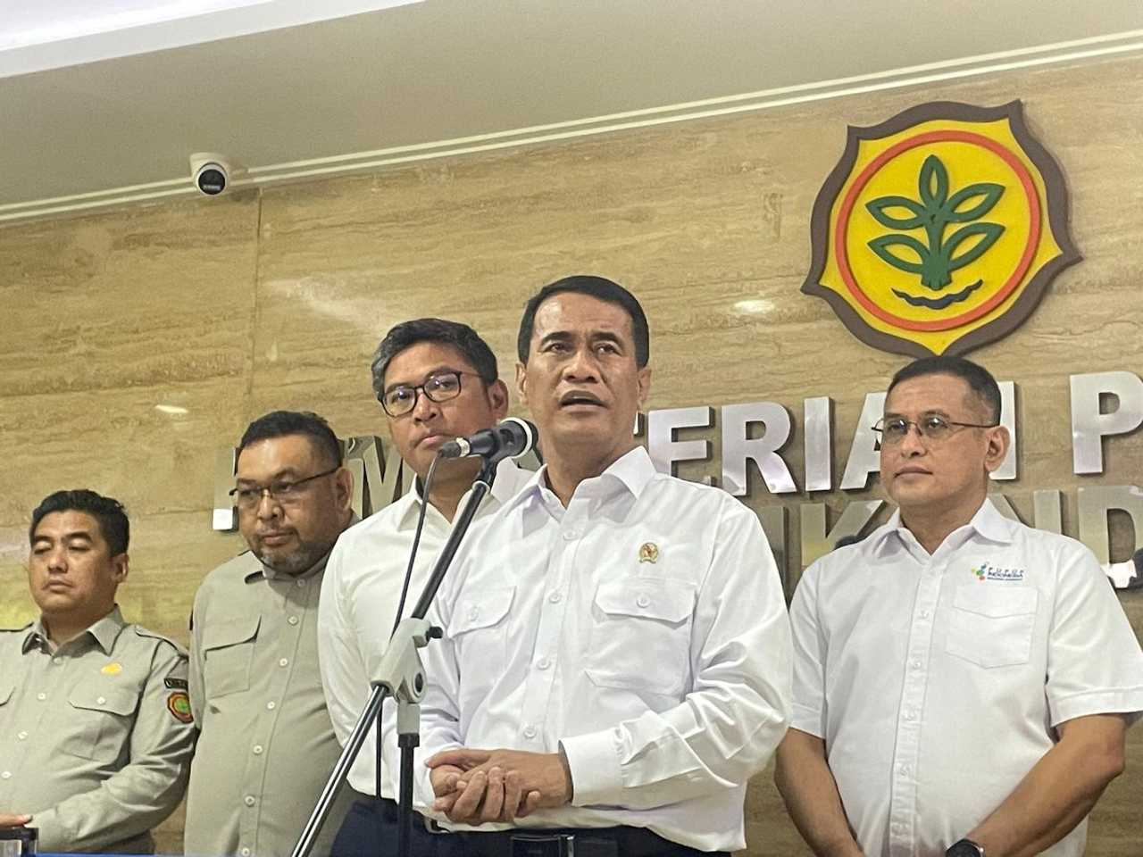 Mentan Amran: 2.039 Kios Pupuk Subsidi Dicabut, Petani Rugi Rp600 Miliar!
