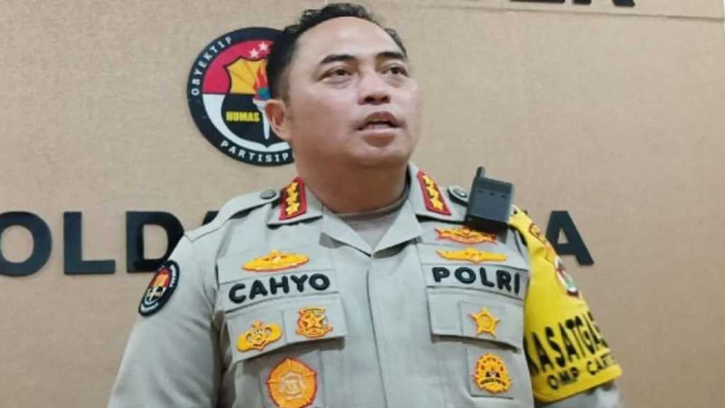 TNI/Polri evakuasi pendulang emas selamat dari serangan KKB di Yahukimo