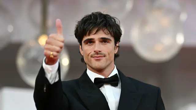 Jacob Elordi Menangis Haru, Frankenstein Raih Standing Ovation 13 Menit di Venesia