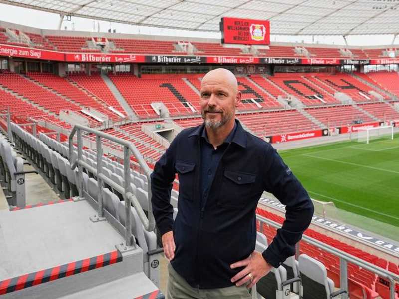 Leverkusen akui kesalahan pecat Erik ten Hag hanya setelah dua laga