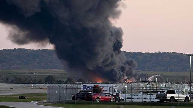 Pesawat Kargo UPS Jatuh di Kentucky, 12 Orang Tewas