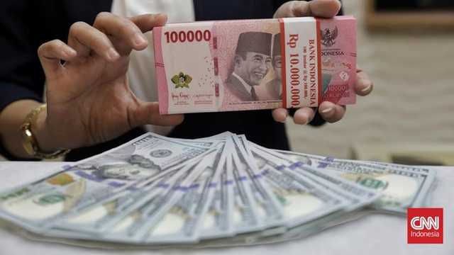 Rupiah menguat, Dolar AS melemah terbebani kebijakan Trump