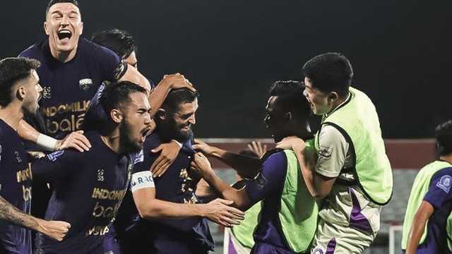Persita Taklukkan Persib 2-1, Pelatih Carlos Pena Merasa "Hambar"