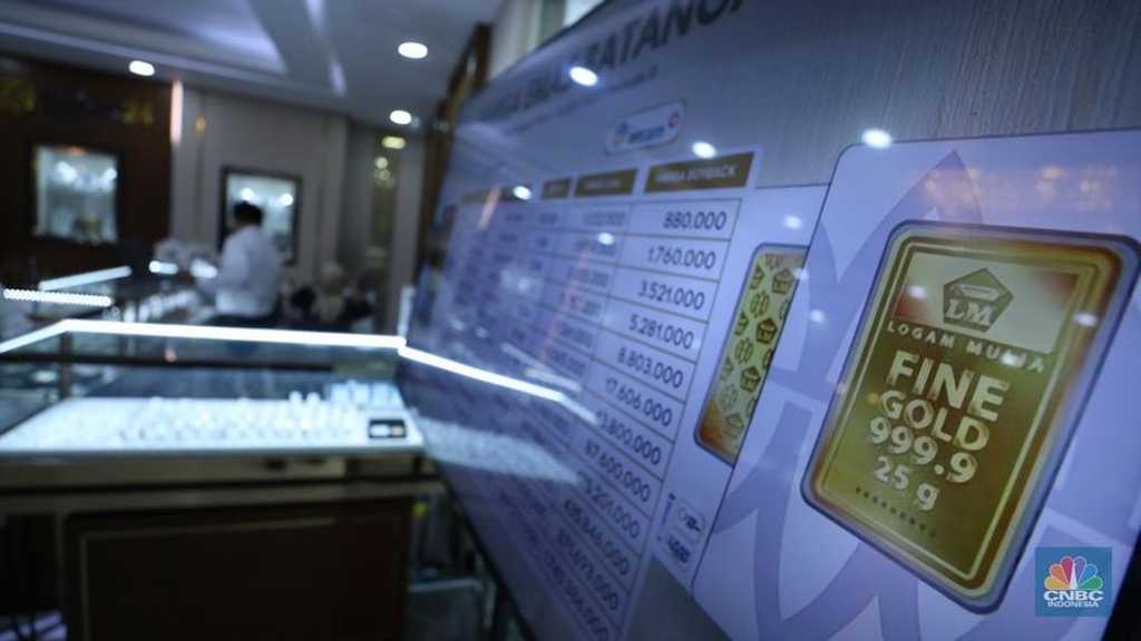 Emas Tembus Rekor Rp59 Juta/Ons, Investor Buru di Tengah Ketidakpastian Ekonomi Global