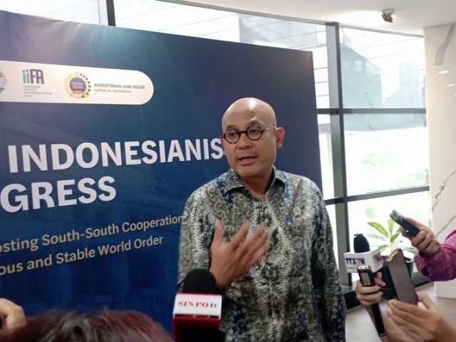 Wamenlu Arrmanatha: Indonesianis Jembatan Diplomasi Global di Tengah Ketegangan