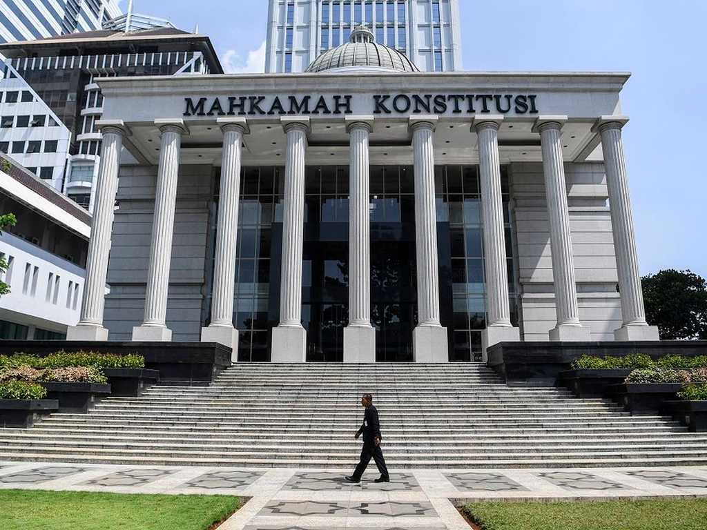 MK Larang Wakil Menteri Rangkap Jabatan Komisaris, 2 Hakim Konstitusi Beda Pendapat