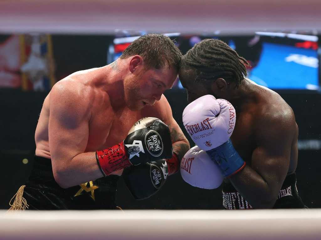 Kemenangan Terence Crawford atas Canelo Álvarez tarik 36,6 juta penonton di Netflix