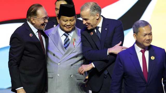 Jet Tempur-Helikopter AS Jatuh di Laut China Selatan, Tak Ada Korban Jiwa