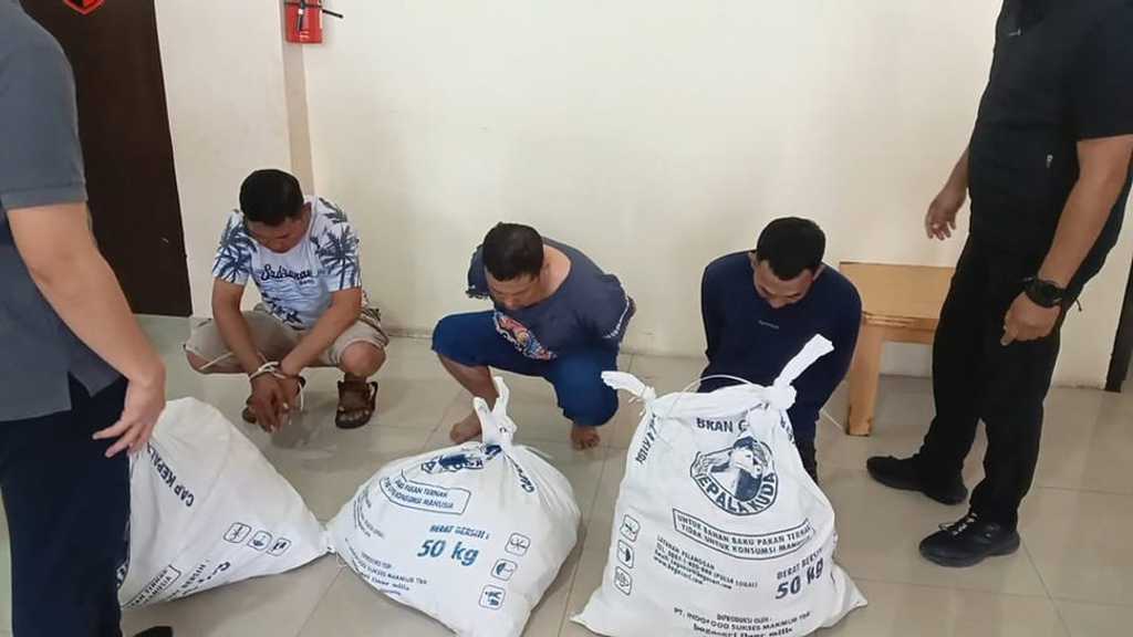 Sopir Bank Jateng Nekat Kabur Bawa Uang Rp10 Miliar, Beli Rumah & Mobil