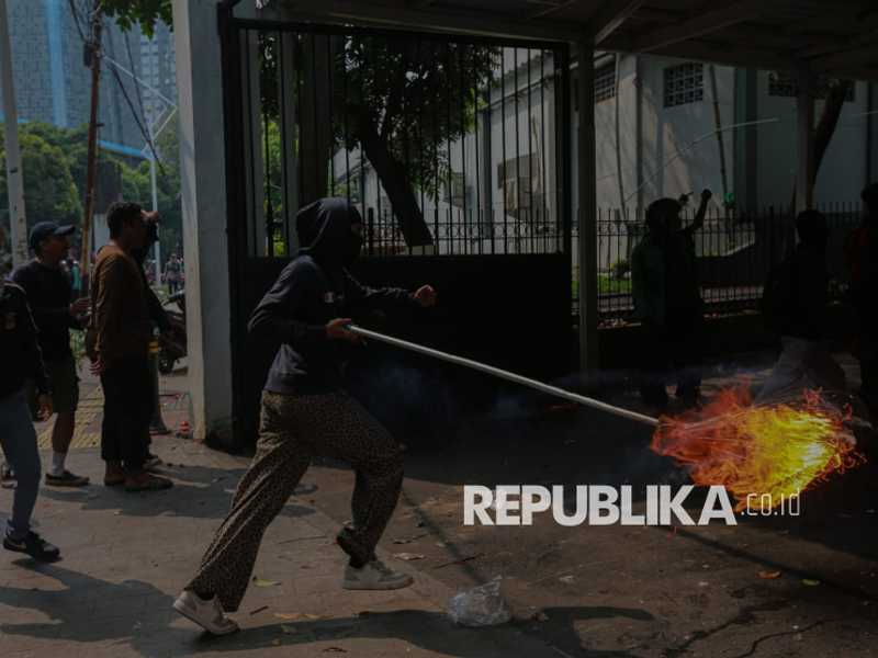 Viral! Demonstran DPR Ditangkap di Restoran, Polda Metro Jaya Beberkan Alasan