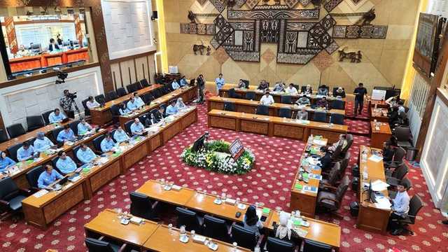 Search image article