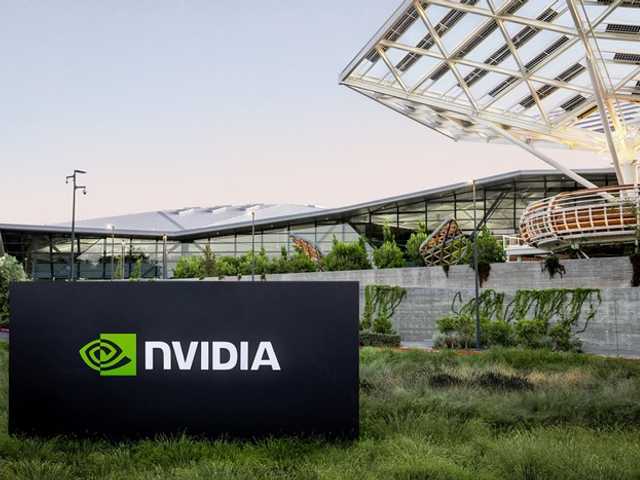 Nvidia gelontorkan Rp 15 triliun, rekrut CEO Enfabrica untuk teknologi AI