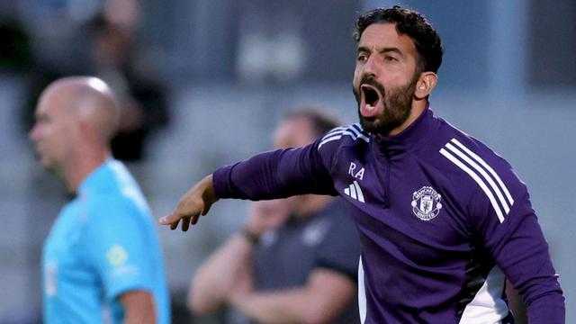 Joshua Zirkzee Minta Hengkang, Manajer MU Ruben Amorim Setuju Lepas
