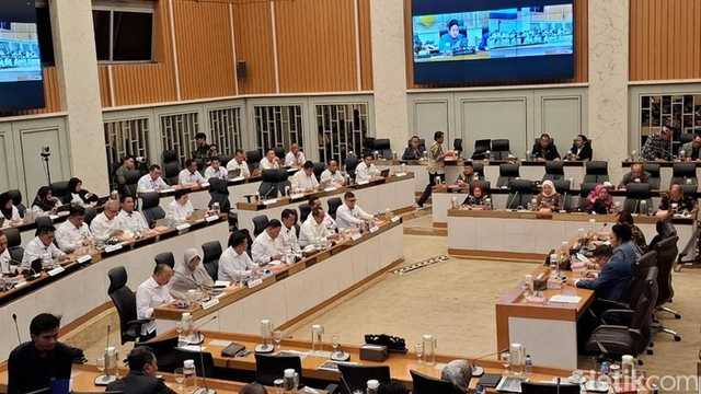 Pemerintah berencana setop ekspor benih lobster, KKP optimistis budidaya mandiri
