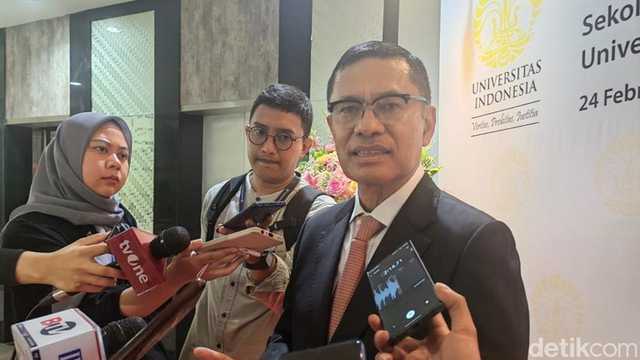 Kadin Bongkar Alasan Pergantian Menkeu Sri Mulyani ke Purbaya: Dinamika Politik & Strategi Ekonomi