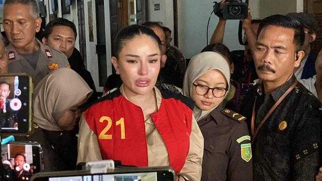 Nikita Mirzani Terbukti Bersalah Pemerasan, Divonis 4 Tahun Penjara