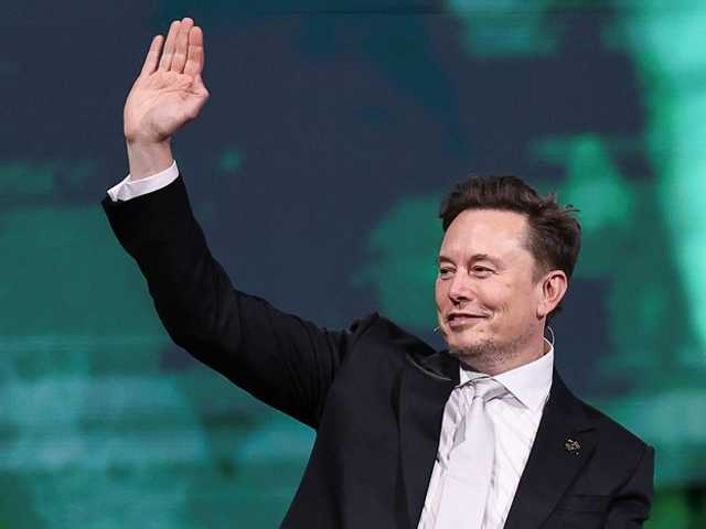 Gelombang pengunduran diri massal hantam kerajaan bisnis Elon Musk