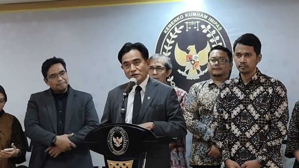 Menko Kumham Imipas Yusril minta polisi segera limpahkan perkara Delpedro