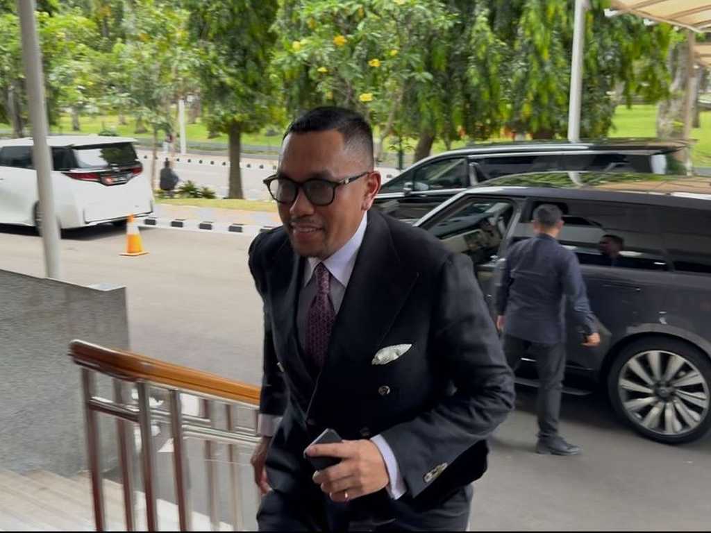 Ahmad Sahroni Terima Sanksi Nonaktif 6 Bulan dari MKD DPR