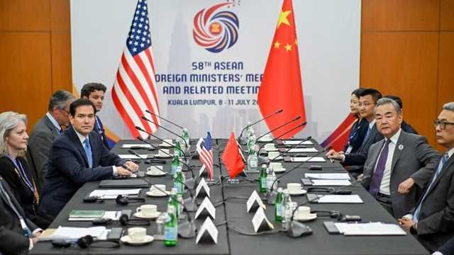 Jelang KTT Trump-Xi, Menlu AS-China Telepon Bahas Hubungan Strategis