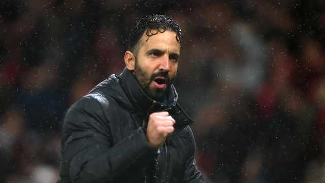 Benni McCarthy: Ruben Amorim Pelatih Tangguh, Ideal untuk Manchester United