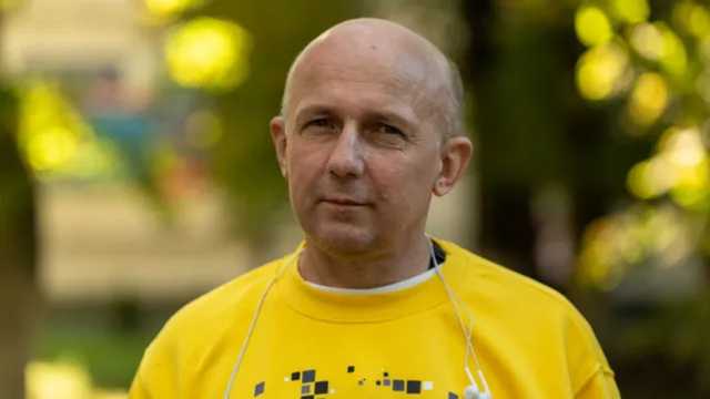 Jurnalis Ukraina Dmytro Khyliuk dibebaskan setelah 3,5 tahun ditahan Rusia tanpa dakwaan