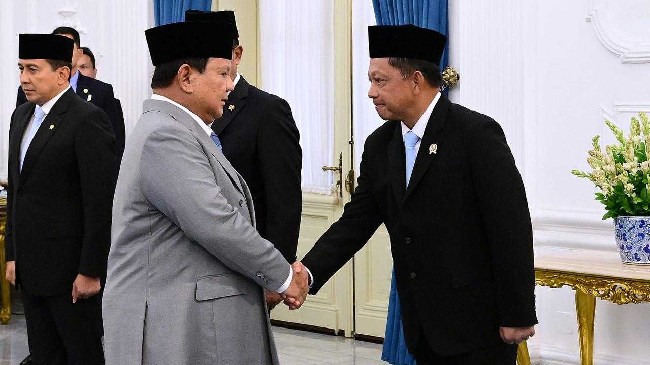 Mendagri Tito Karnavian Resmi Dilantik Anggota Komisi Reformasi Polri