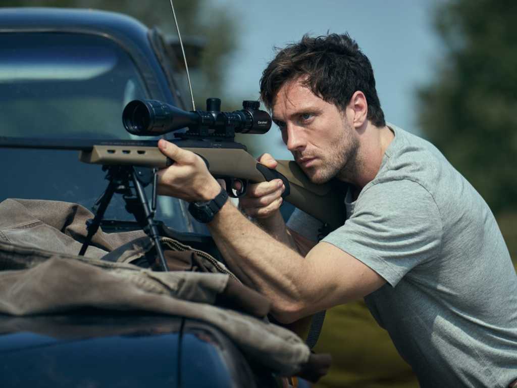 Thriller 'Fuze' Aaron Taylor-Johnson & Theo James Siap Guncang TIFF