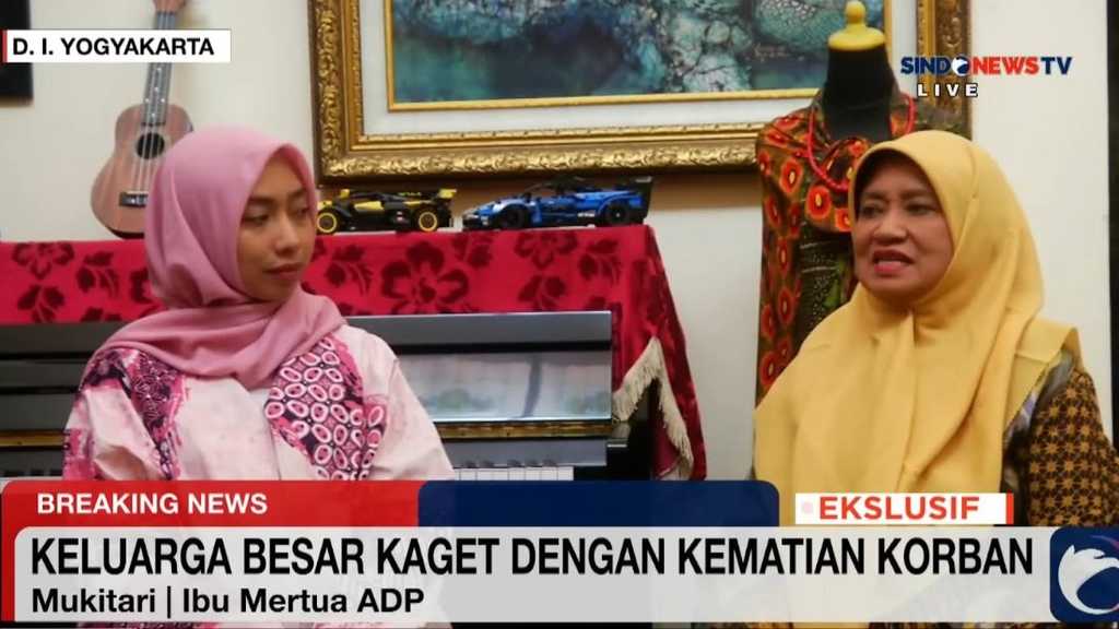 Ibu Mertua Arya Daru Ungkap Kisah Cinta dengan Meta Ayu Sejak SD