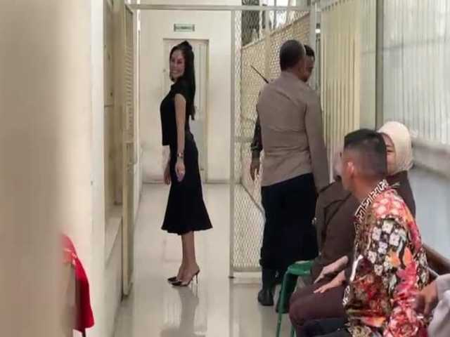 Search image article