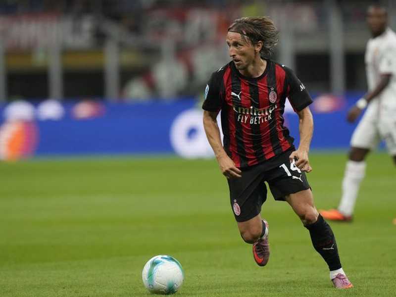 RESMI! AC Milan Rekrut David Odogu dari Wolfsburg, Tak Sangka Setim Modric