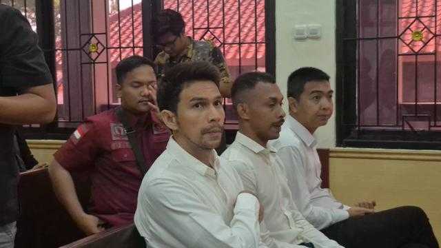 Titik Terendah Hidup: Jonathan Frizzy Divonis 8 Bulan Penjara Kasus Vape