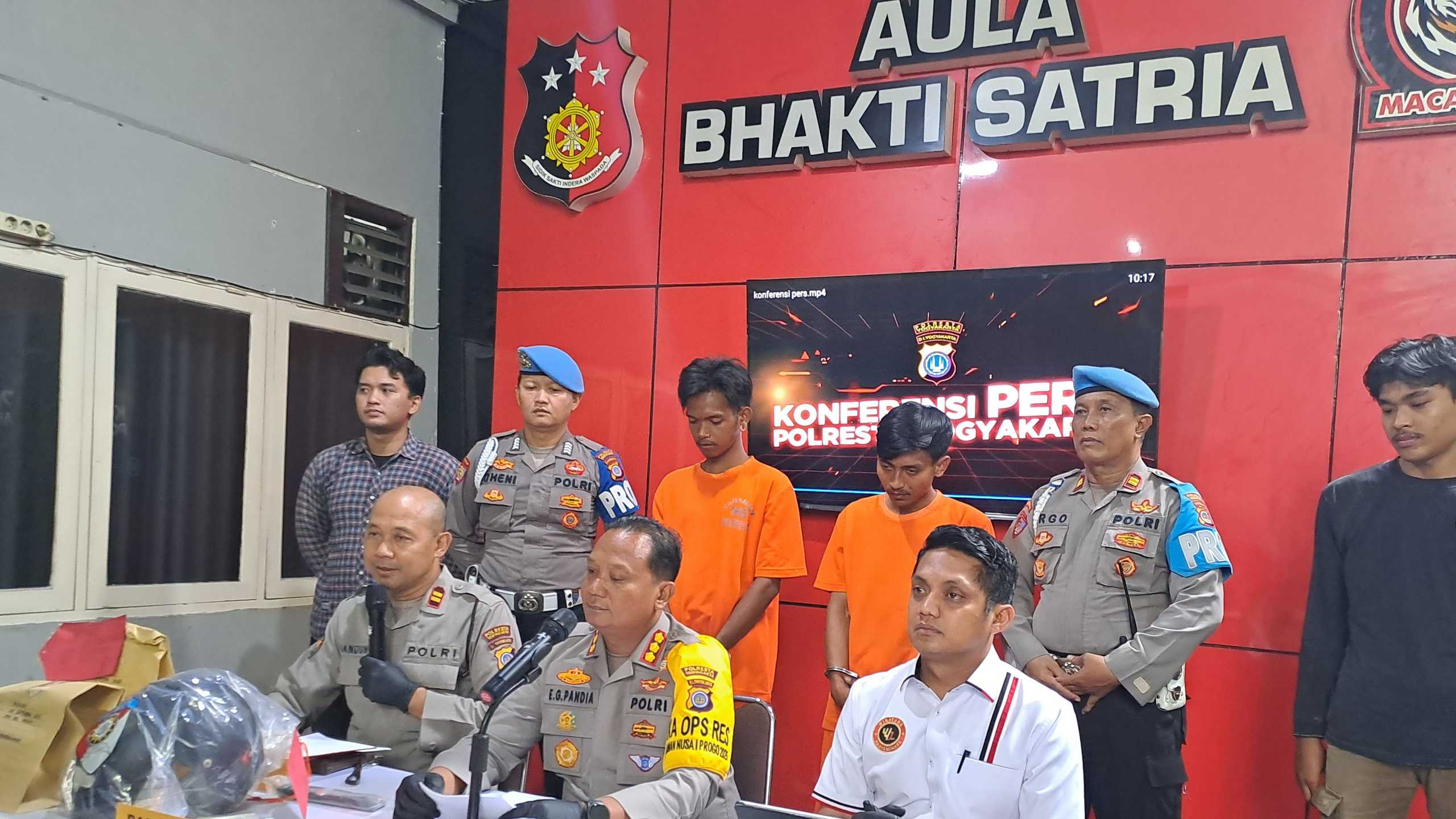 Search image article