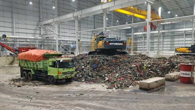 Gubernur DKI Hentikan Uji Operasional RDF Rorotan, Warga Protes Bau Menyengat