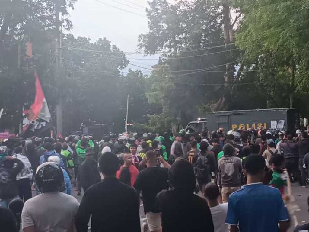 LBH Bali Bongkar Kekerasan Polisi: 31 Ditangkap, 7 Pelajar Jadi Korban