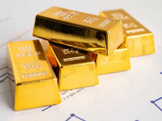 Harga Emas Menguat Tipis, Akankah Bertahan dari Tekanan Dolar?