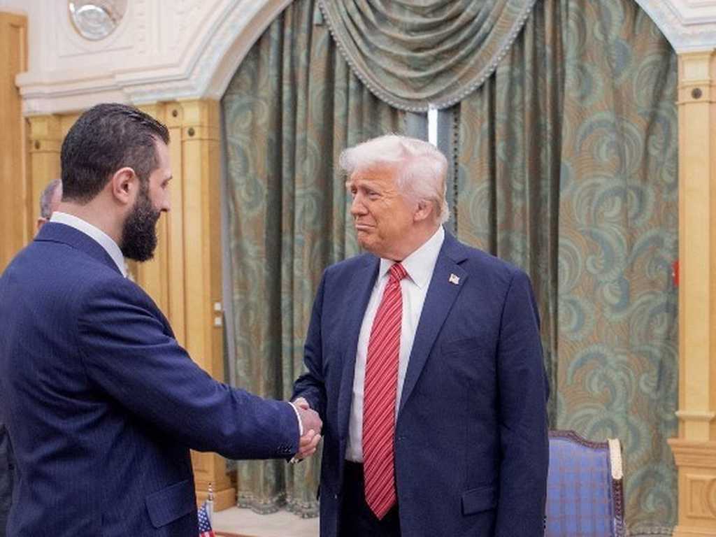 Langkah Diplomasi Trump: Presiden Suriah Pertama Kunjungi Gedung Putih