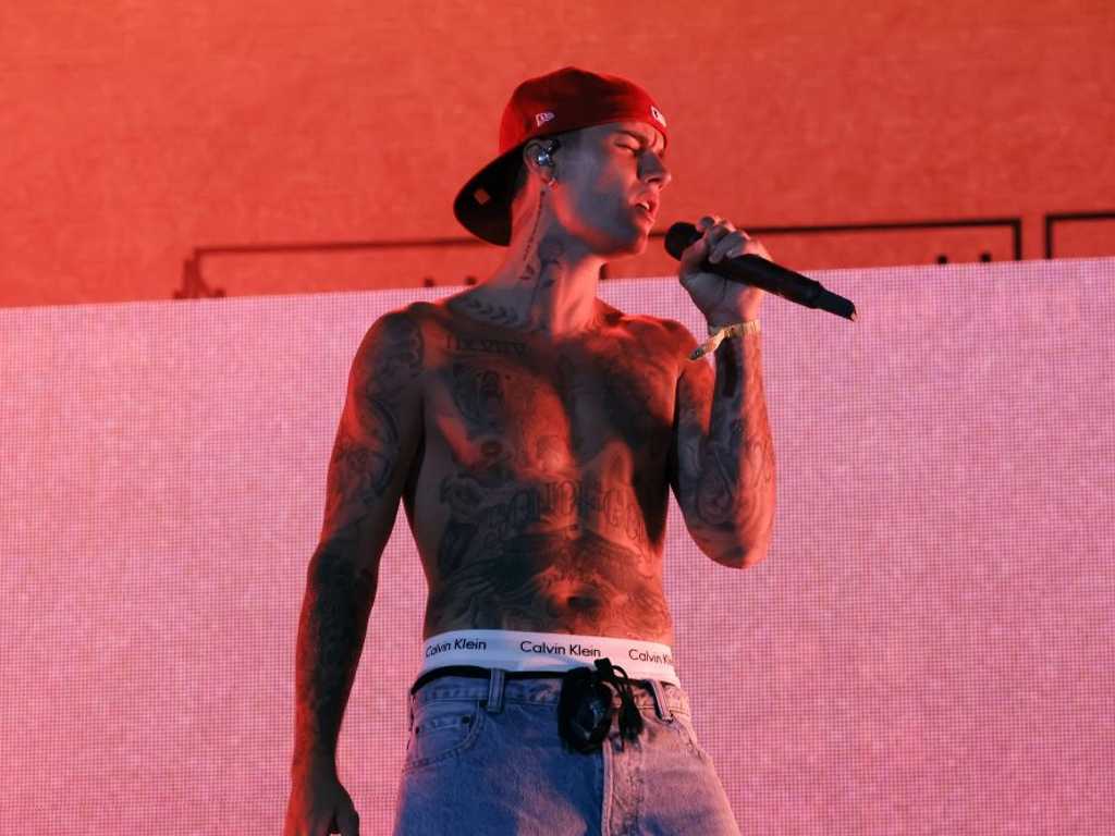 Justin Bieber Gemparkan Fans, Rilis Album Kejutan 'Swag II' dengan 23 Lagu