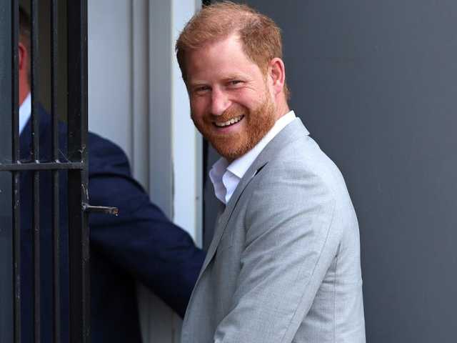 Pangeran Harry Terancam Kehilangan Gelar, William Punya Kekuatan