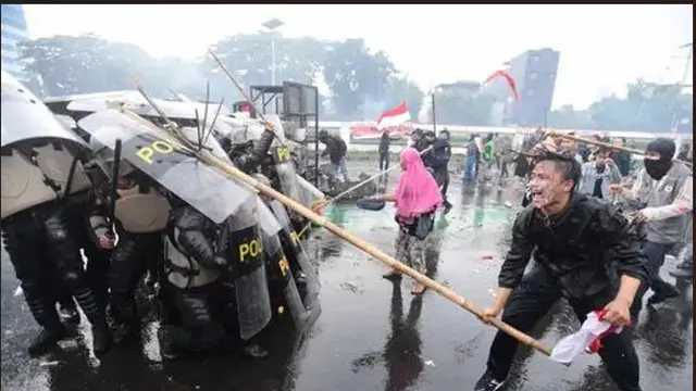 Prabowo Jenguk 40 Polisi & Warga Korban Demo Ricuh, Ungkap Kondisi Terkini