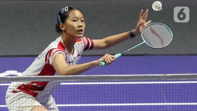 Putri KW Lolos 8 Besar Kejuaraan Dunia 2025, Gregoria Tumbang Dramatis
