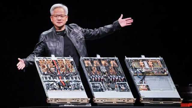 Jensen Huang kecewa pembatasan chip ke China, akan bahas dengan Trump