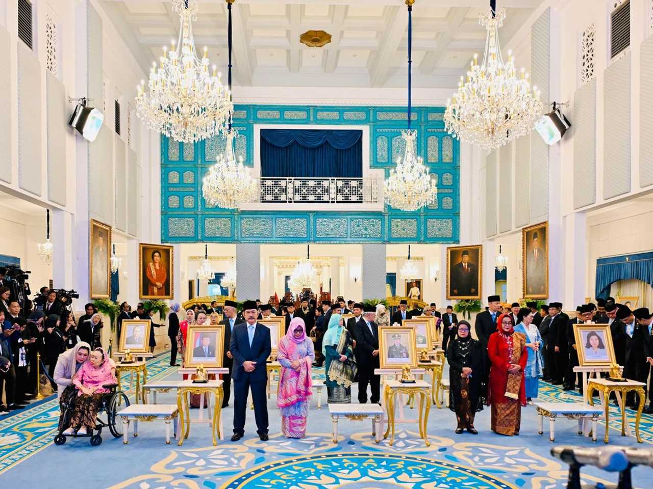 Search image article