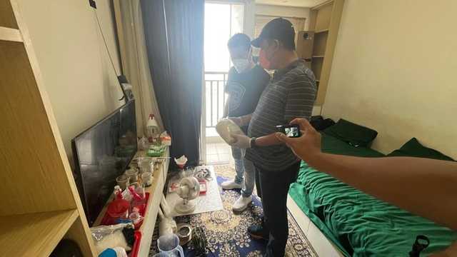 Search image article